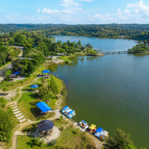 15 Rekomendasi Wisata di Kalimantan Timur untuk Liburan Anda